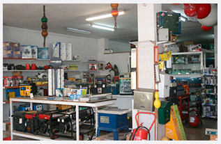 Sucesores de Hermenegildo Duarte S.L. tienda con productos náuticos